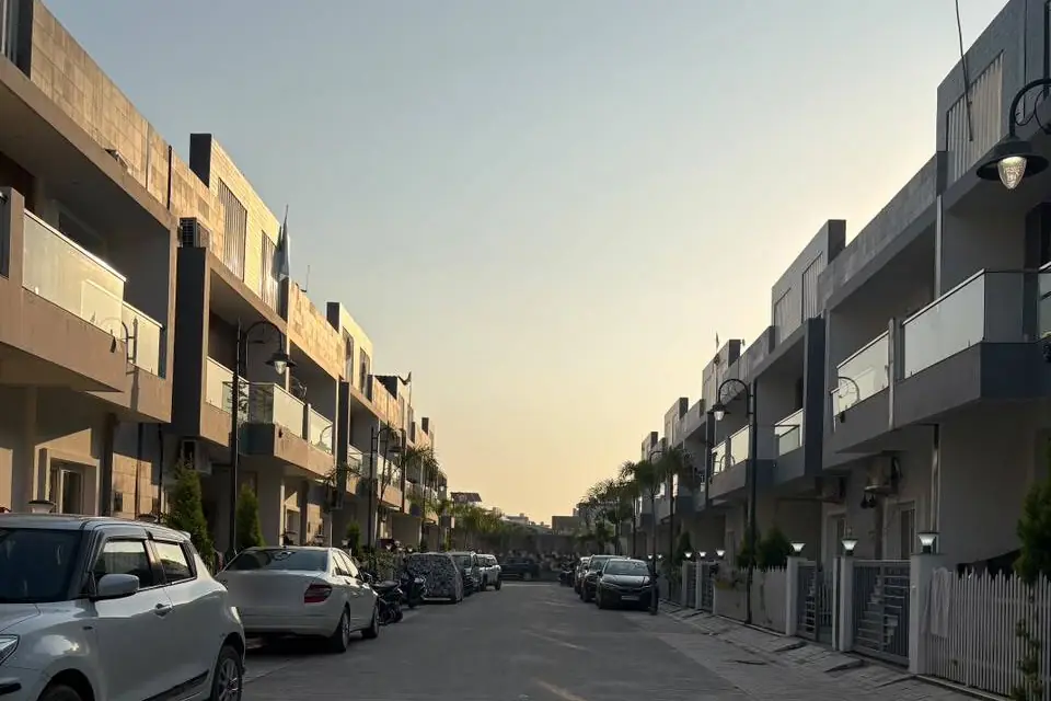 Paved internal roads at JHM Aura